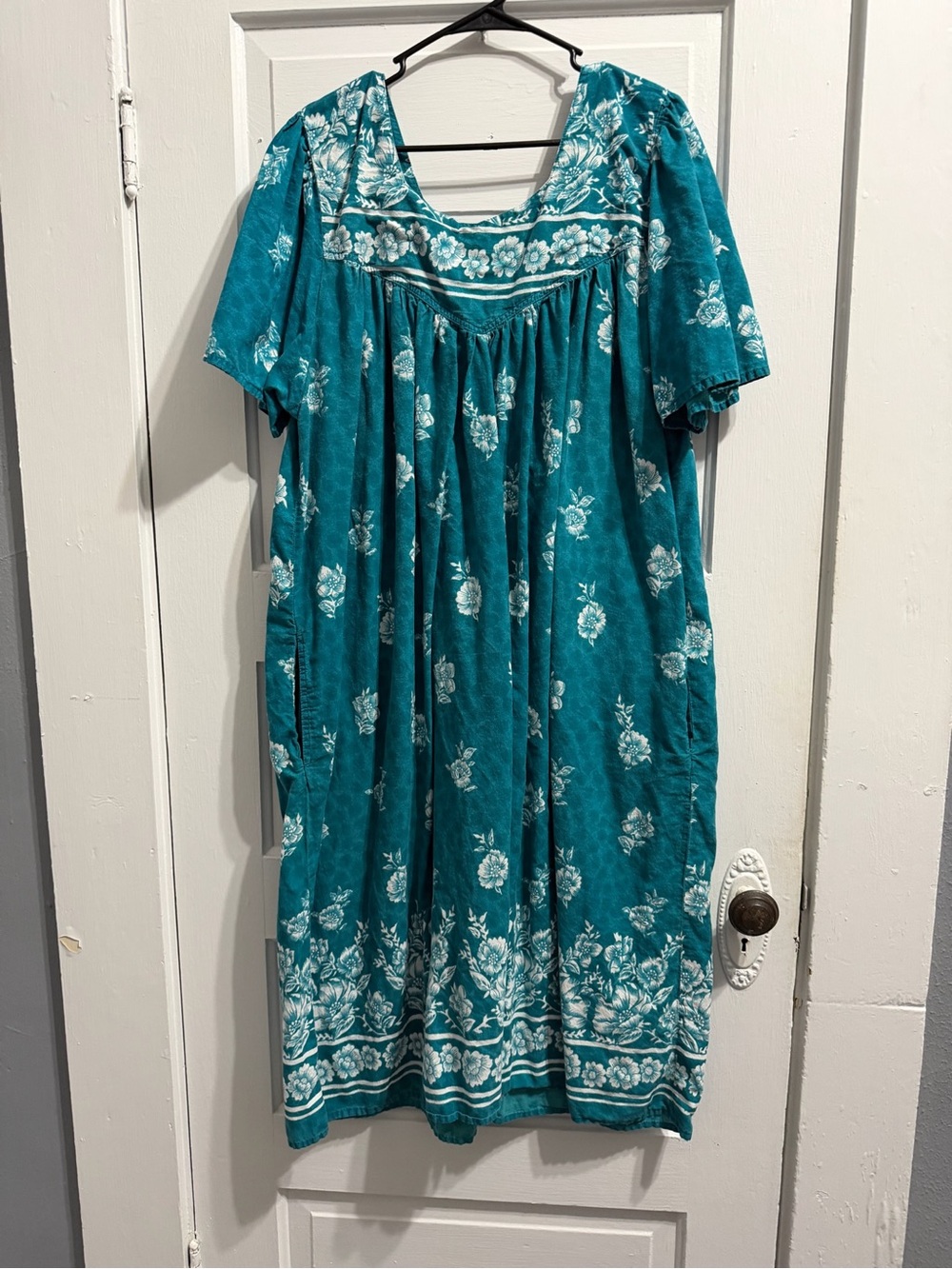 Daffodil Teal Floral Cotton Maxi Short Sleeve Dress with White Flowers - 3X - Picture 2 of 5